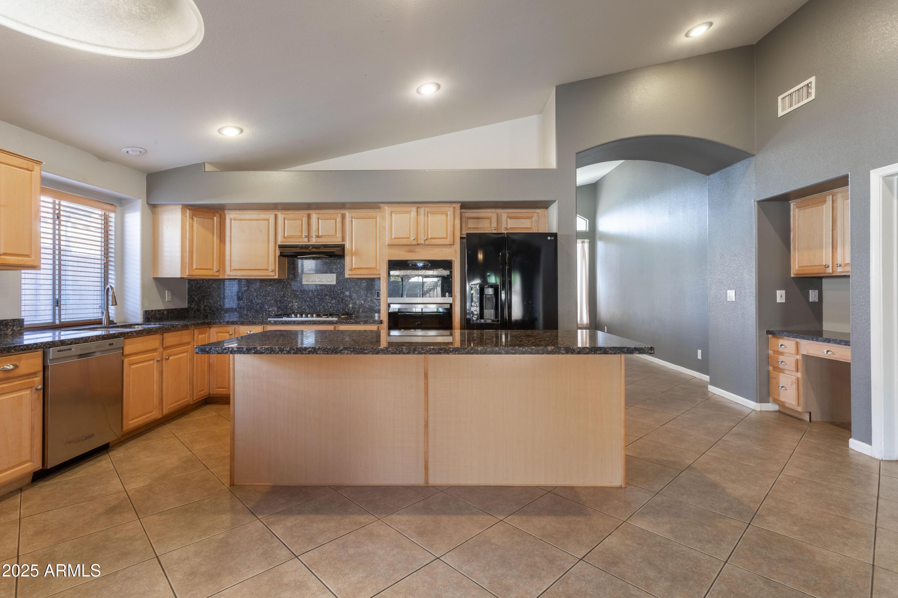 3128 West Adobe Dam Road Phoenix, AZ 85027 - Photo 3 of 31 Photo #3