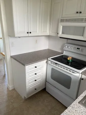 $2,700 | 3096 Cadiz Road, Boca Raton, FL 33432