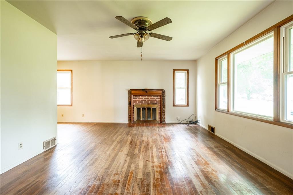 1145 River Road Columbus, IN 47203 - Photo 4 of 25