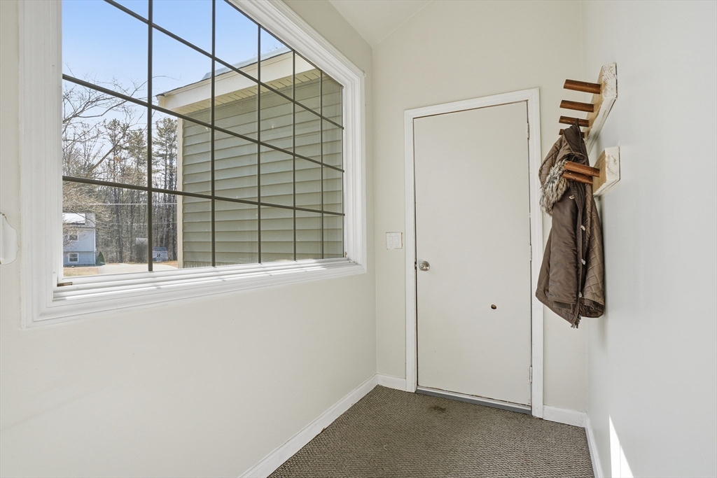 10 Cheyenne Road Pepperell, MA 01463 - Photo 22 of 42