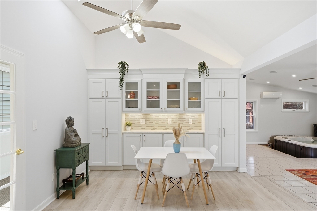 10 Cheyenne Road Pepperell, MA 01463 - Photo 9 of 42