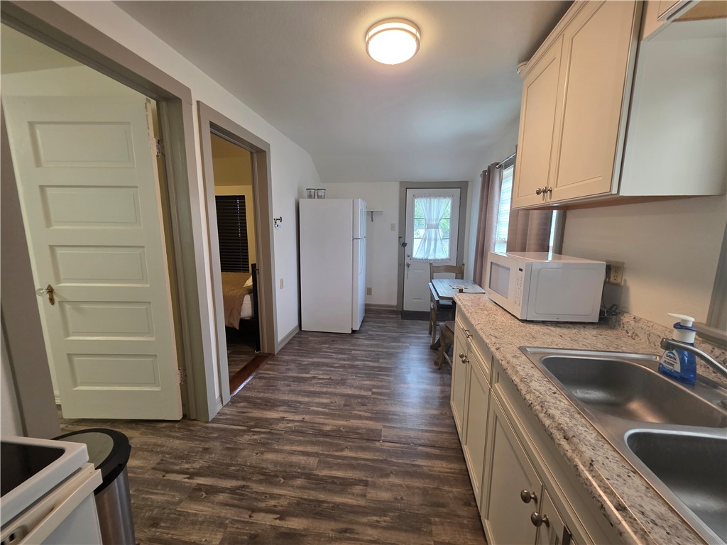 208 North 3rd Street Fulton, TX 78358 - Photo 9 of 23