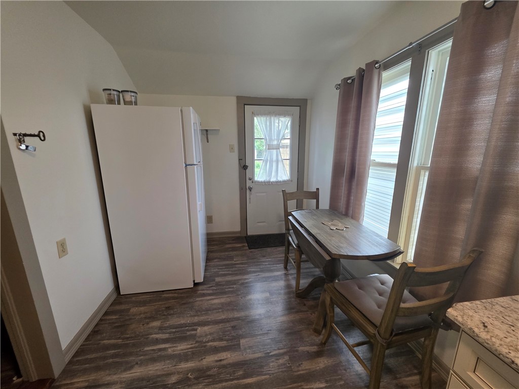 208 North 3rd Street Fulton, TX 78358 - Photo 10 of 23