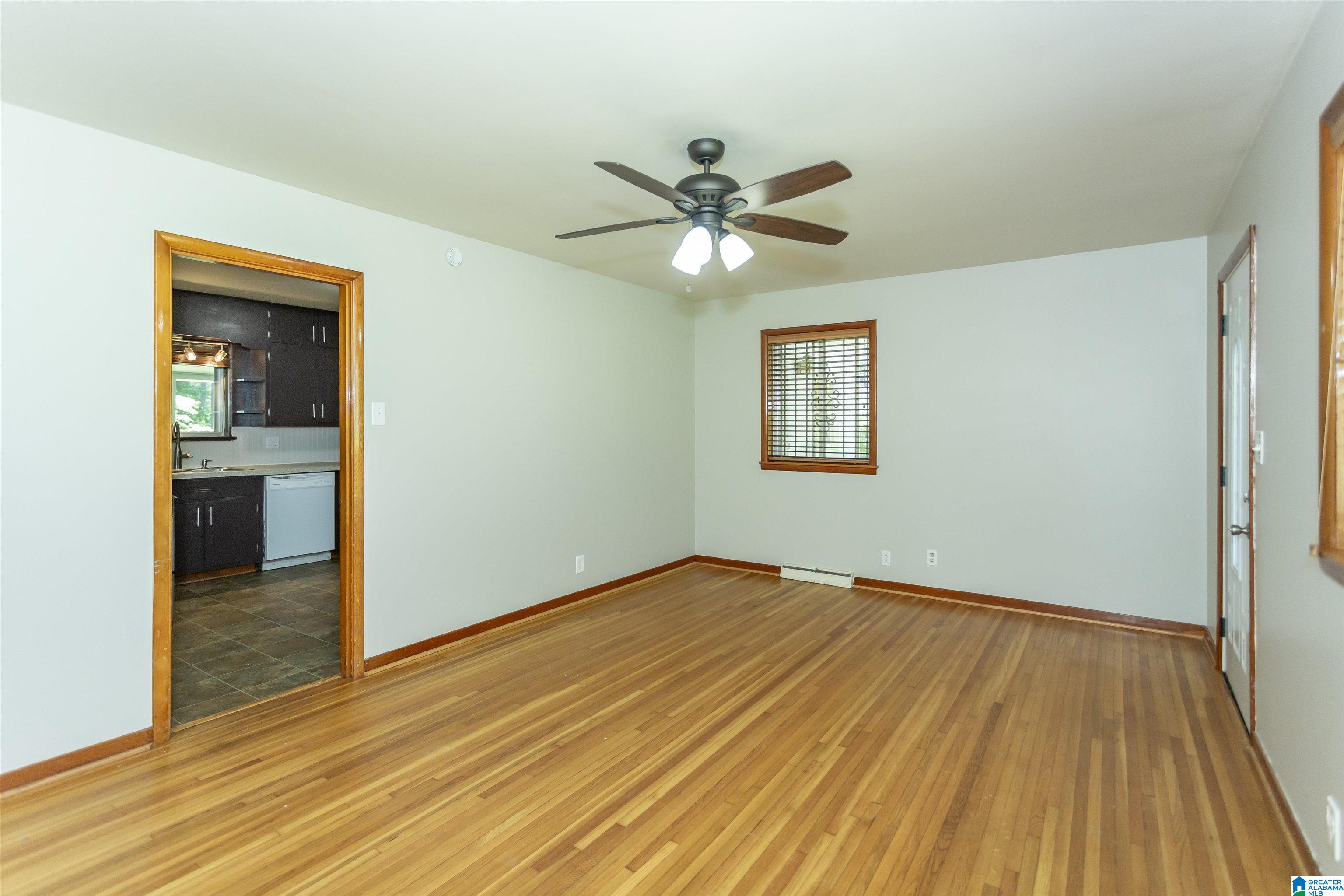 1025 Barnisdale Road Birmingham, AL 35235 - Photo 6 of 39