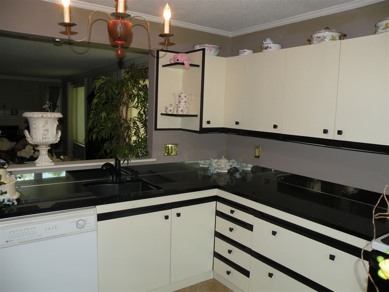 154 Straw Hill Rd B489, Unit 154 Manchester, NH 03104 - Photo 5 of 17 Gallery Image 5