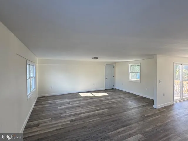 $365,000 | 10 Loockerman Court, Dover, DE 19901