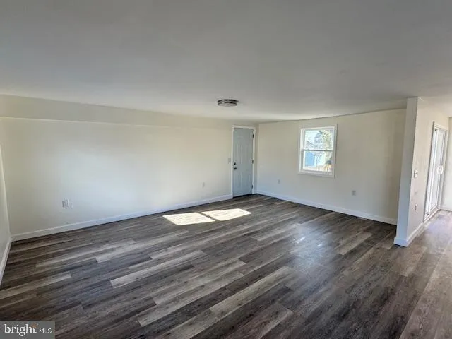 $365,000 | 10 Loockerman Court, Dover, DE 19901