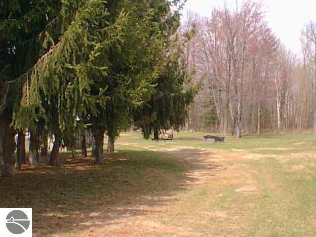 690 Greenwood Road Alger, MI 48610 - Photo 3 of 4 1752612-2.JPG