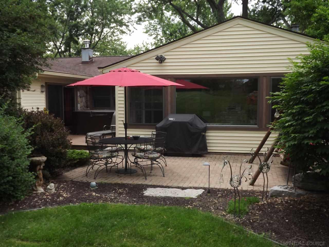 410 Lehigh Road Rochester Hills, MI 48307 - Photo 18 of 26