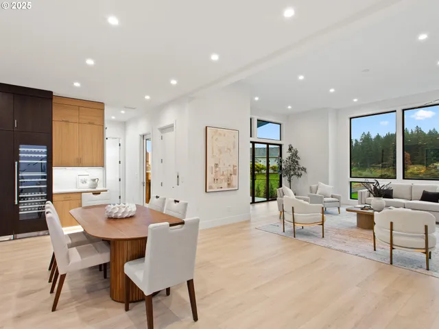 $2,900,000 | 2551 Lewis River Road, Woodland, WA 98674