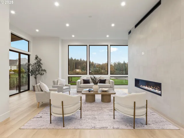 $2,900,000 | 2551 Lewis River Road, Woodland, WA 98674