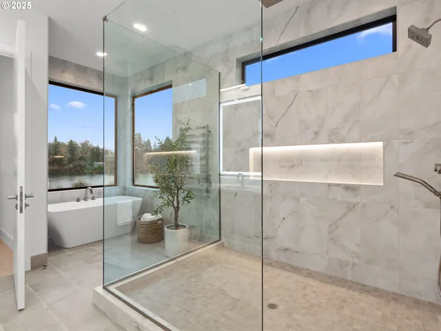 $2,900,000 | 2551 Lewis River Road, Woodland, WA 98674