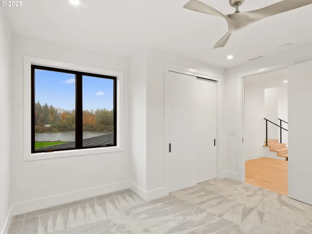 $2,900,000 | 2551 Lewis River Road, Woodland, WA 98674