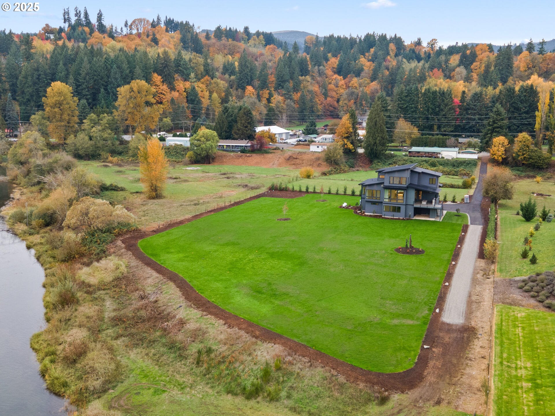 2551 Lewis River Road Woodland, WA 98674 - Photo 8 of 48