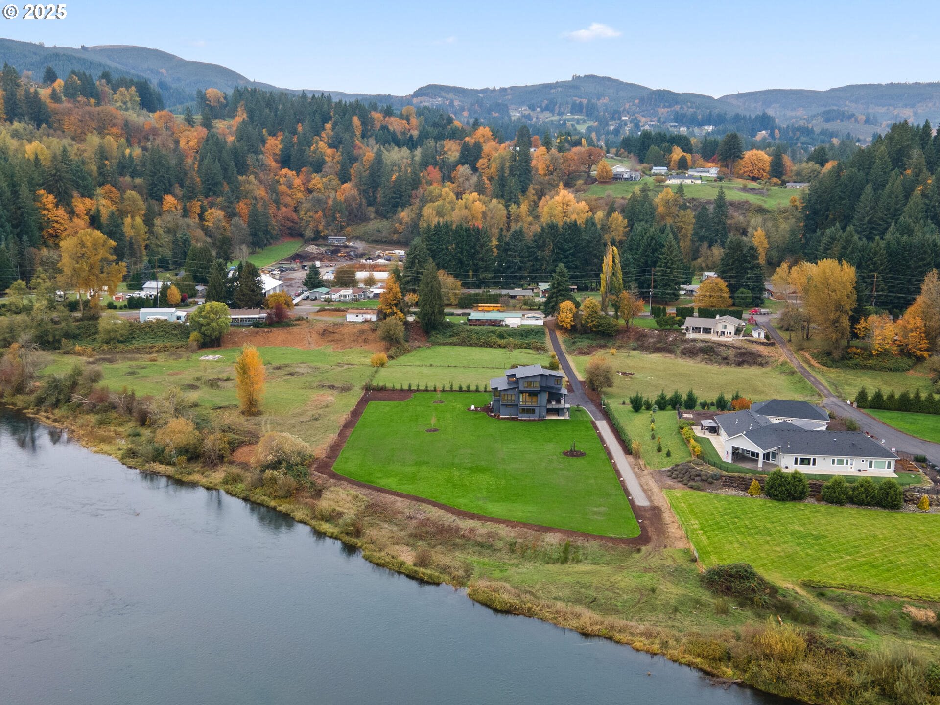 2551 Lewis River Road Woodland, WA 98674 - Photo 10 of 48