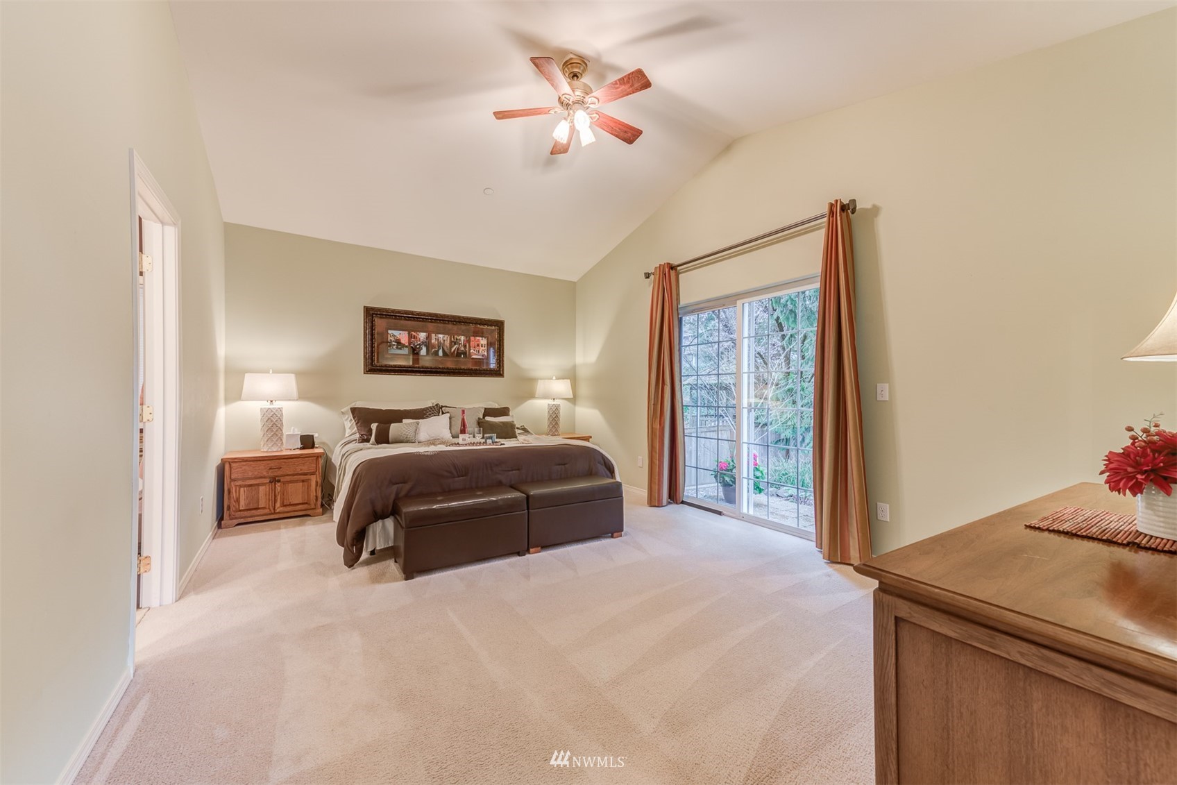 15517 112th Avenue Northeast Bothell, WA 98011 - Photo 23 of 33 Gallery Image 23