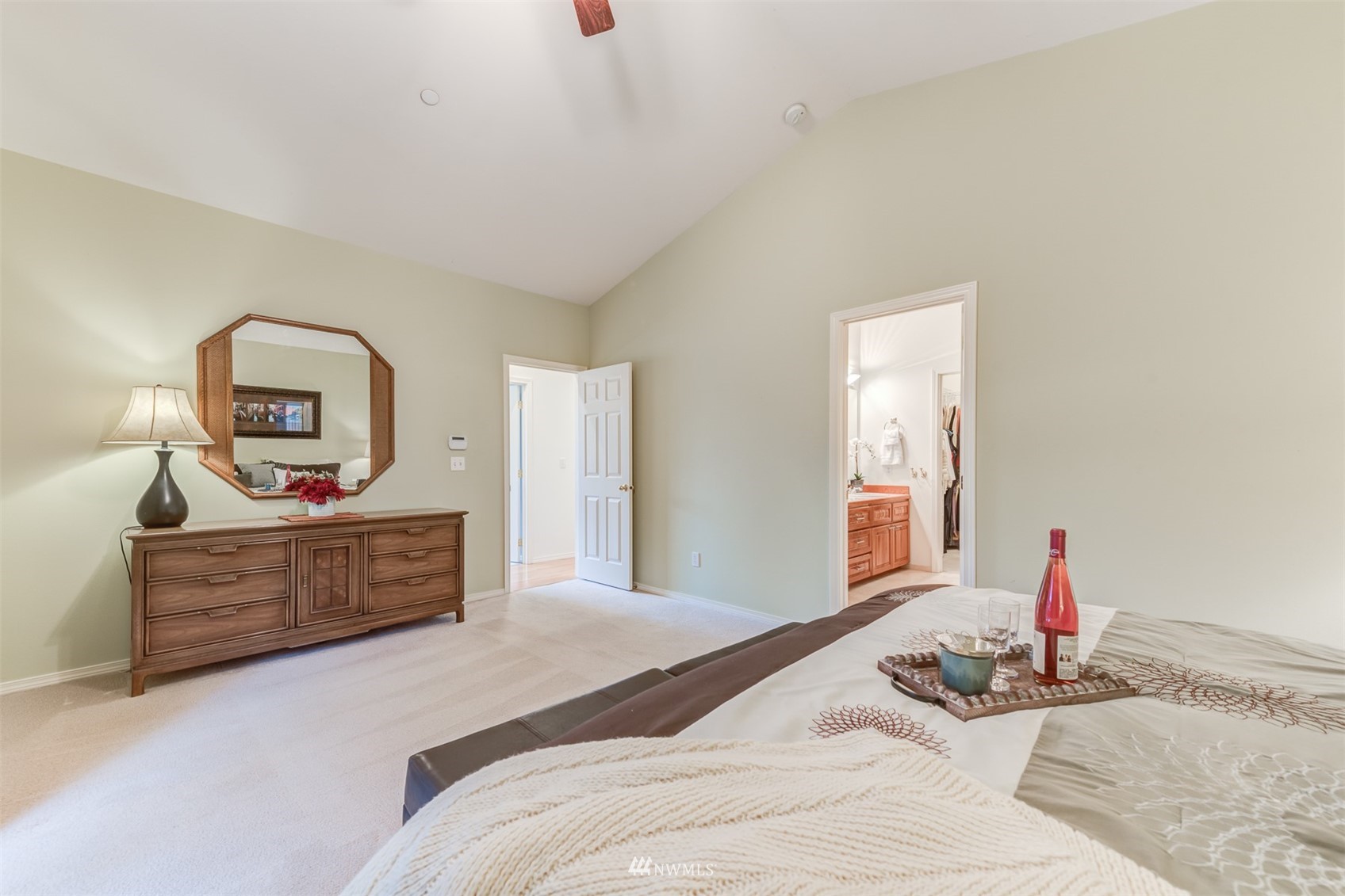 15517 112th Avenue Northeast Bothell, WA 98011 - Photo 24 of 33 Gallery Image 24