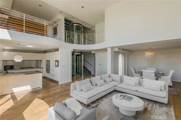 $21,850 | 11 Marine Terrace, Unit 3, Santa Monica, CA 90401