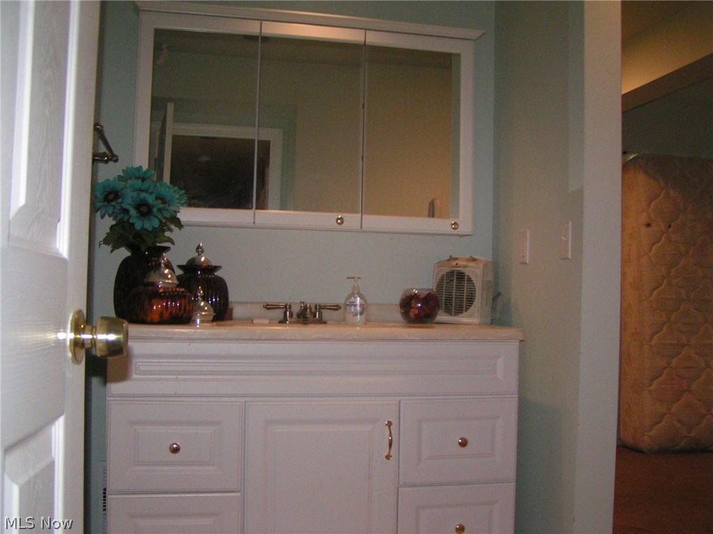 4047 Vandemark Road Litchfield, OH 44253 - Photo 12 of 19 Gallery Image 12