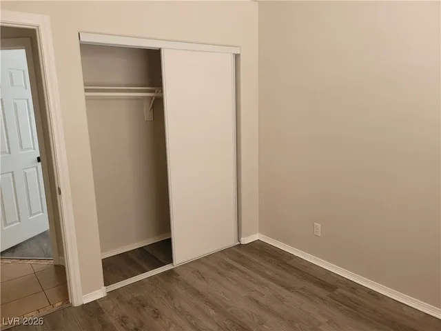 $2,000 | 6277 Elvido Avenue, Las Vegas, NV 89122