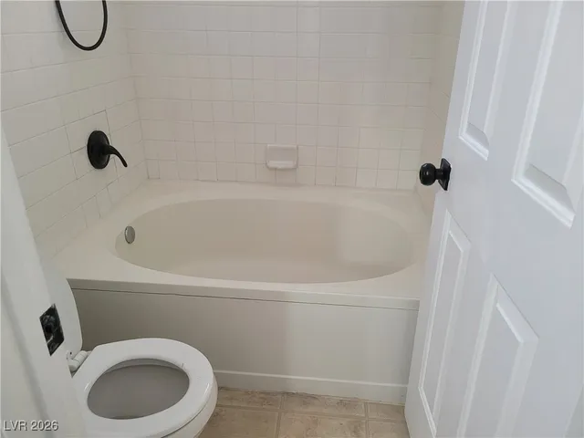 $2,000 | 6277 Elvido Avenue, Las Vegas, NV 89122