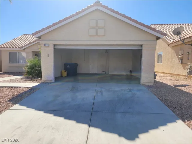$2,000 | 6277 Elvido Avenue, Las Vegas, NV 89122