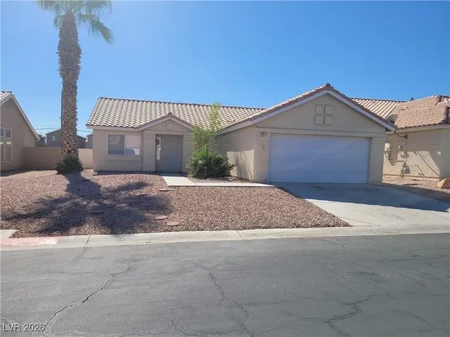 $2,000 | 6277 Elvido Avenue, Las Vegas, NV 89122