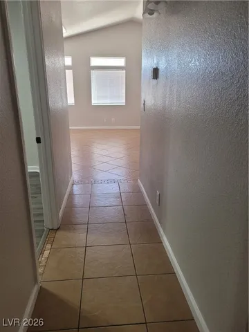 $2,000 | 6277 Elvido Avenue, Las Vegas, NV 89122