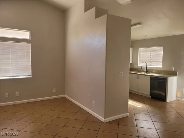 $2,000 | 6277 Elvido Avenue, Las Vegas, NV 89122
