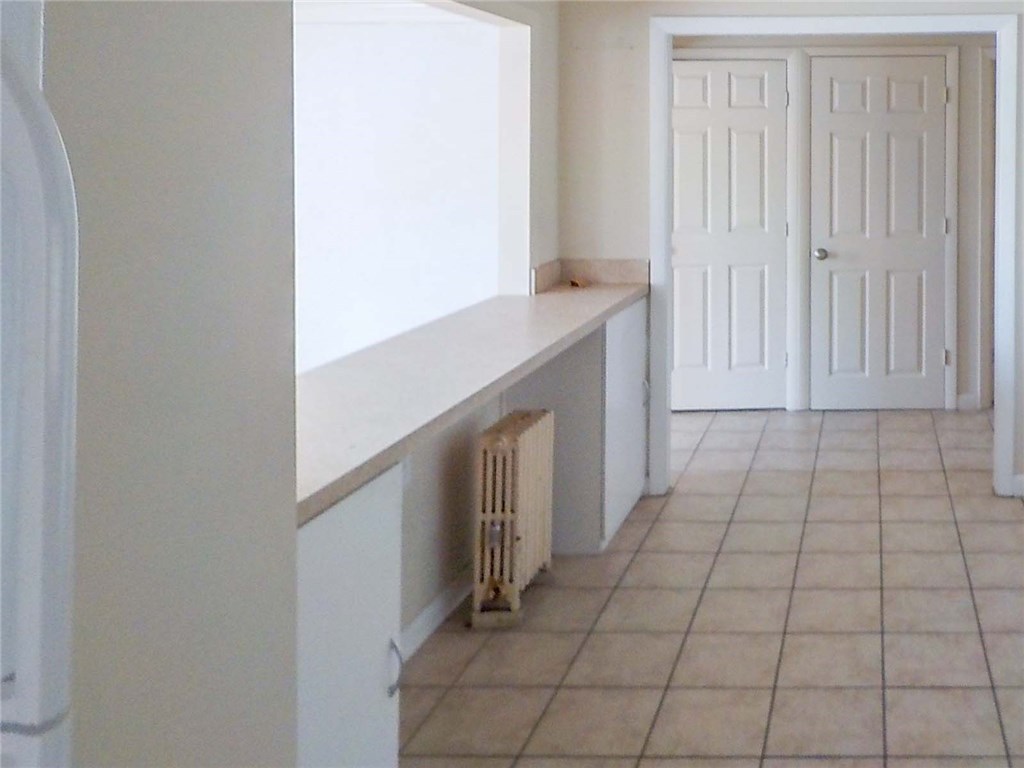 41 Long Street Warwick, RI 02886 - Photo 13 of 22
