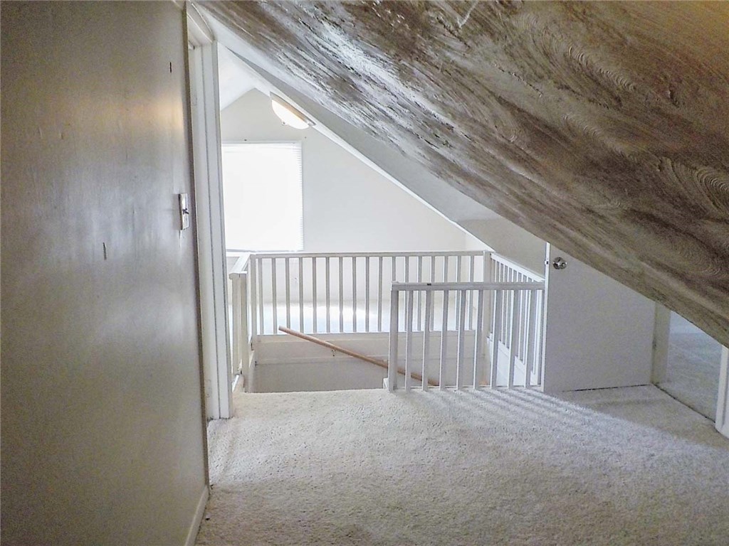41 Long Street Warwick, RI 02886 - Photo 17 of 22