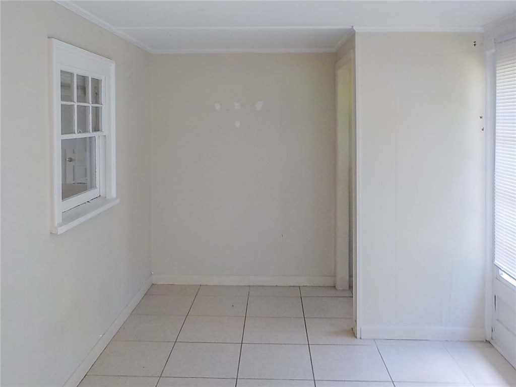 41 Long Street Warwick, RI 02886 - Photo 19 of 22