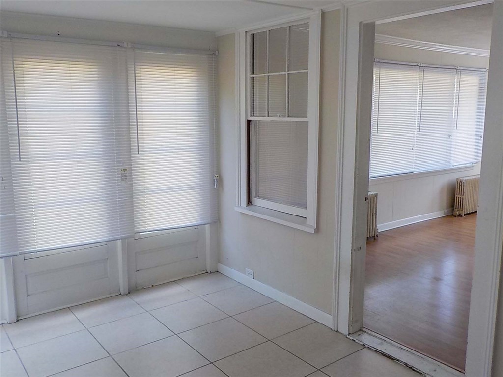 41 Long Street Warwick, RI 02886 - Photo 20 of 22