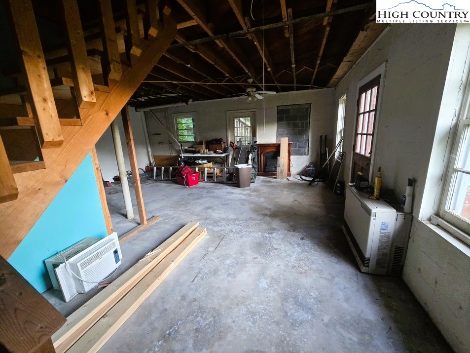 352 Vernon Roten Road West Jefferson, NC 28694 - Photo 15 of 24 Gallery Image 15