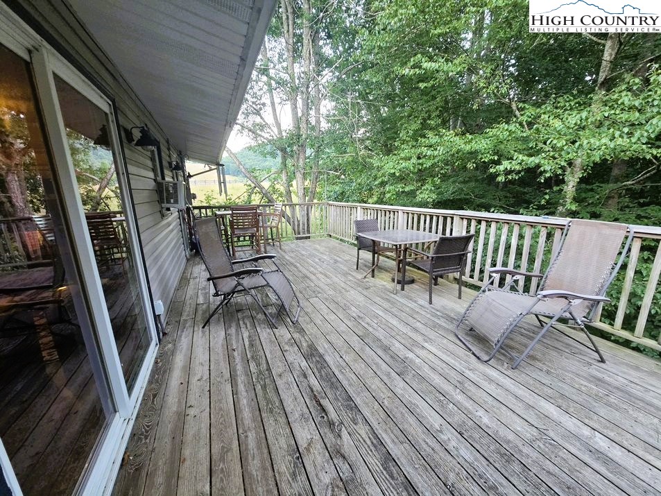 352 Vernon Roten Road West Jefferson, NC 28694 - Photo 17 of 24 Gallery Image 17
