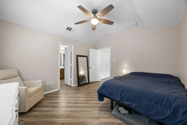 $299,900 | 1310 West Parmer Lane, Unit 9B, Austin, TX 78727