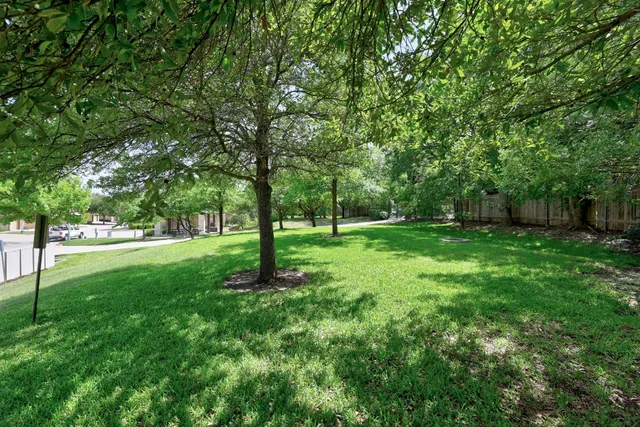 $299,900 | 1310 West Parmer Lane, Unit 9B, Austin, TX 78727