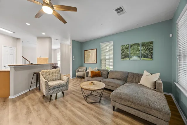 $299,900 | 1310 West Parmer Lane, Unit 9B, Austin, TX 78727