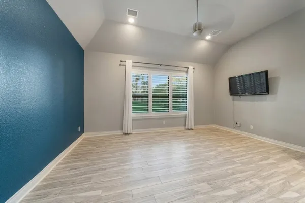 $3,200 | 199 Springs Edge Drive, Montgomery, TX 77356