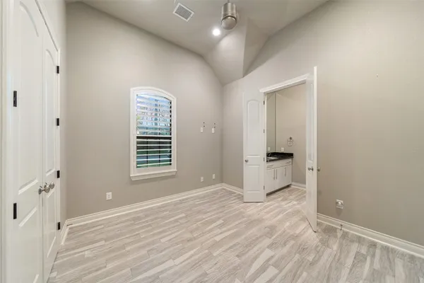 $3,200 | 199 Springs Edge Drive, Montgomery, TX 77356