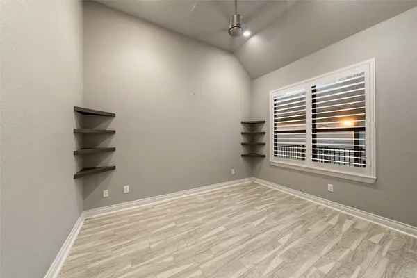 $3,200 | 199 Springs Edge Drive, Montgomery, TX 77356