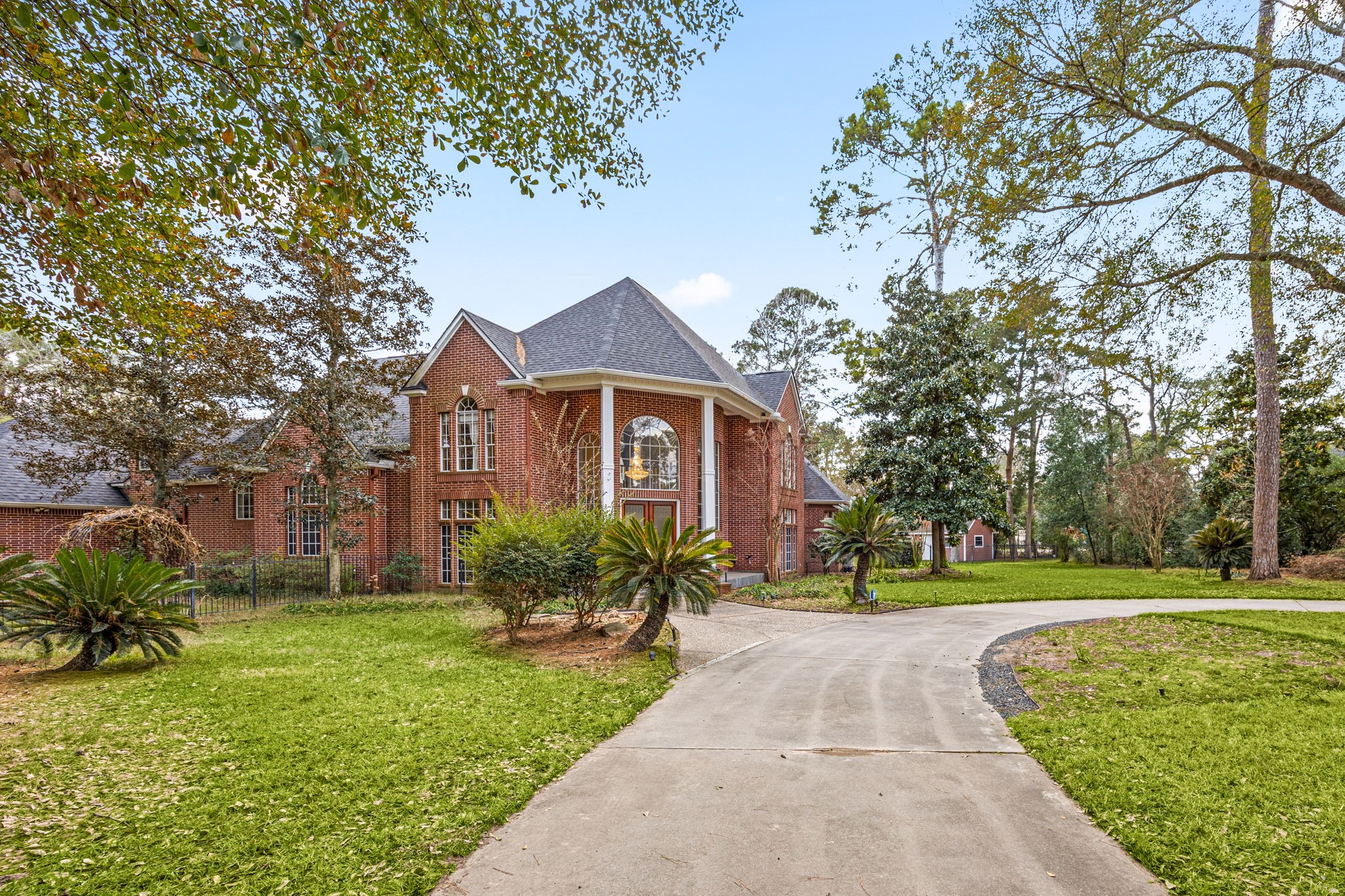 17511 Hawkin Lane Tomball, TX 77377 - Photo 5 of 50
