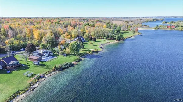 $749,900 | 286 River Road, Waddington, NY 13694