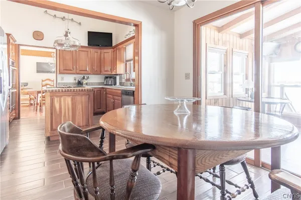 $749,900 | 286 River Road, Waddington, NY 13694