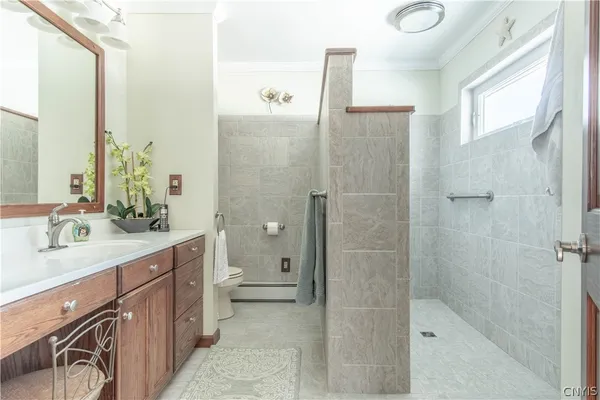 $749,900 | 286 River Road, Waddington, NY 13694