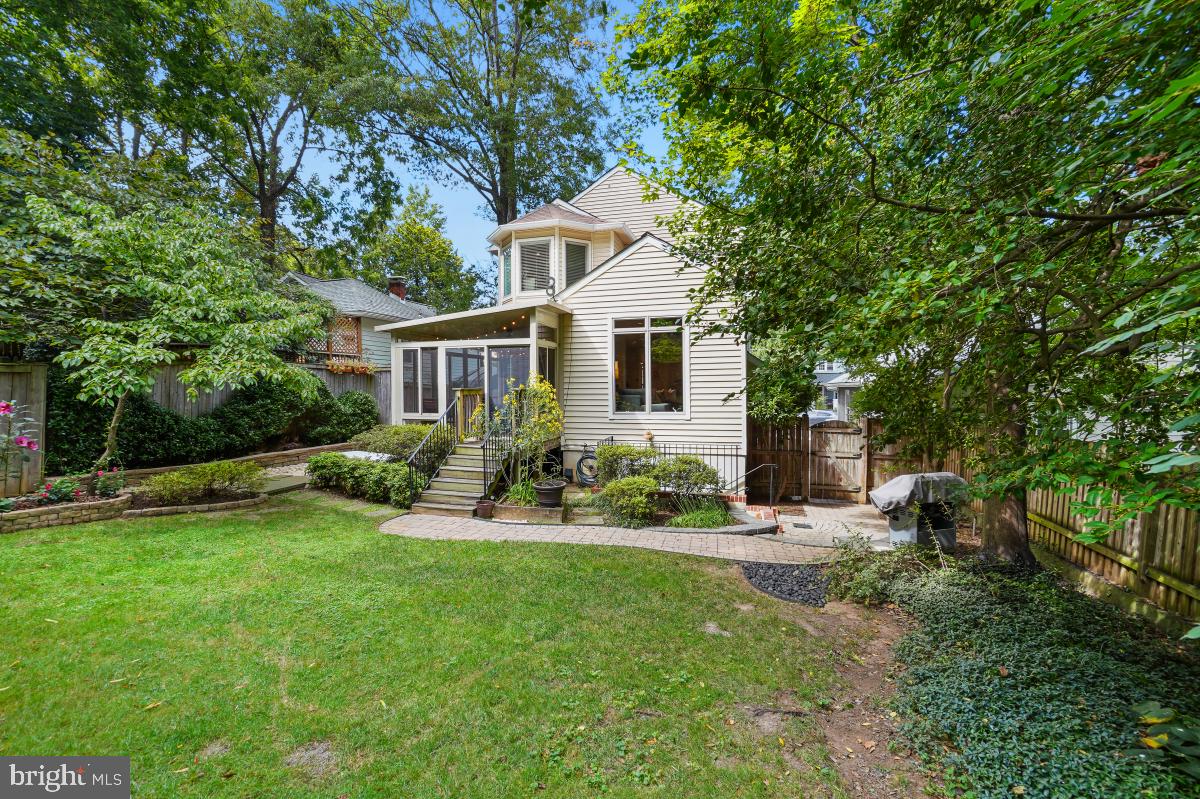 412 Silver Spring Avenue Silver Spring, MD 20910 - Photo 31 of 48 Exterior Rear