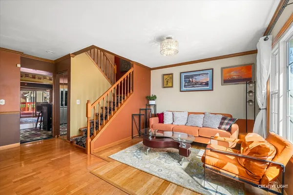 $400,000 | 3026 Diane Drive, Aurora, IL 60504