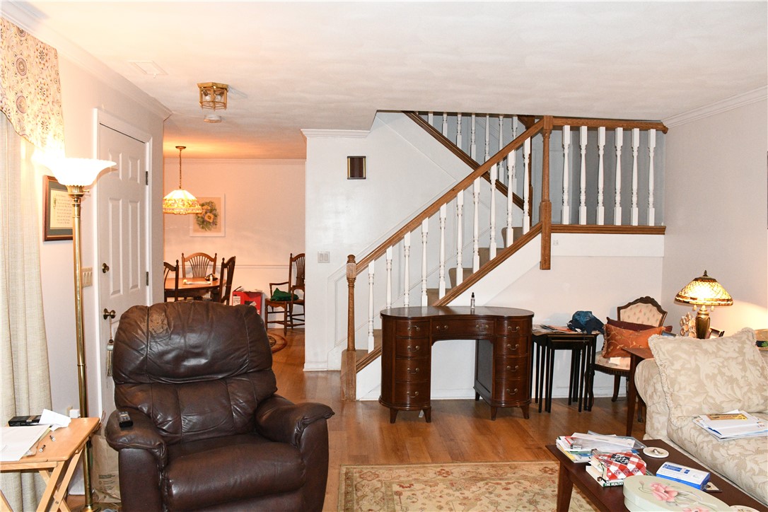 11 Caddy Rock Road, Unit A North Kingstown, RI 02852 - Photo 5 of 20 Living room