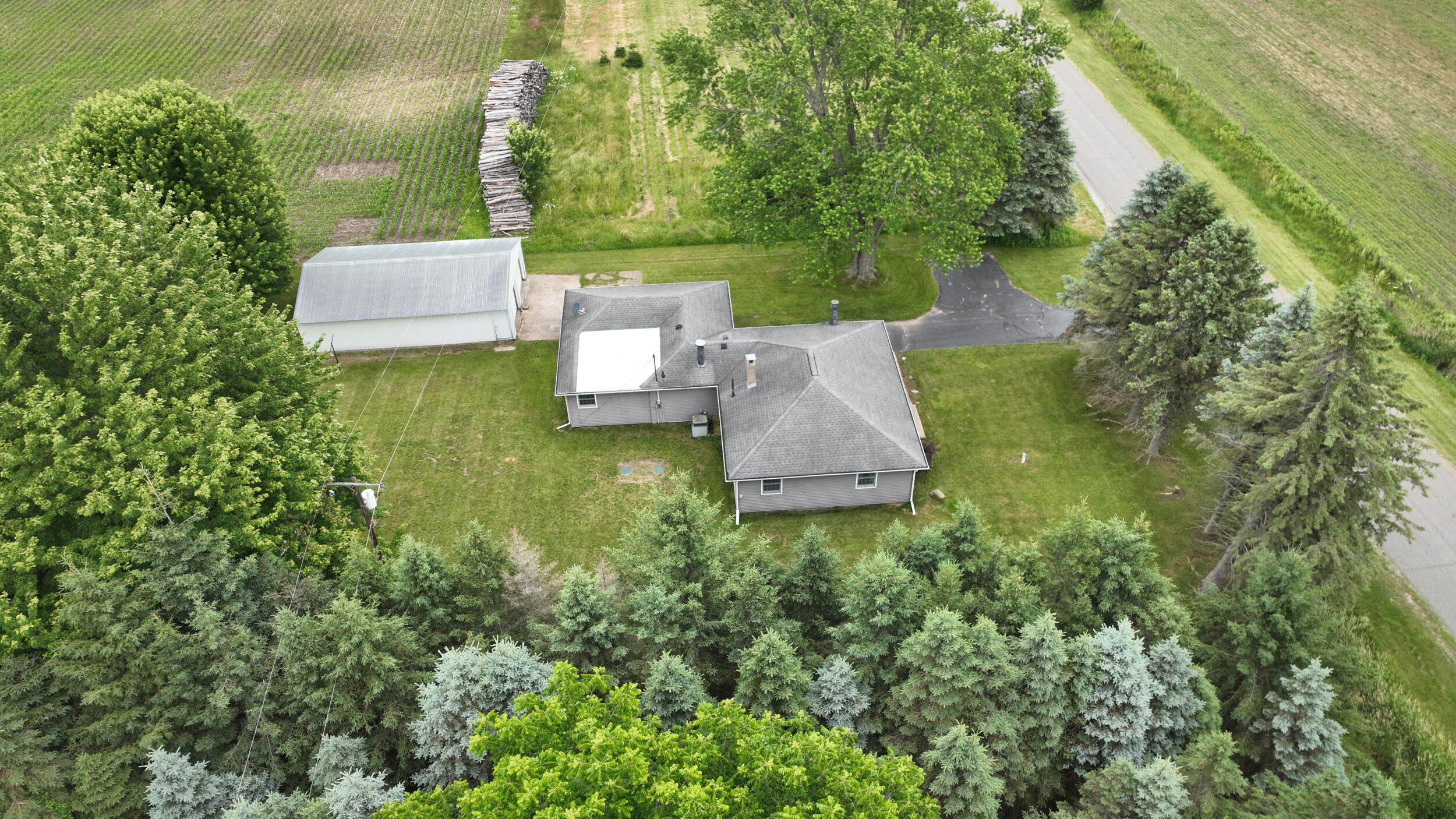 18788 Dice Road Merrill, MI 48637 - Photo 18 of 54 18788 dice rd (18)