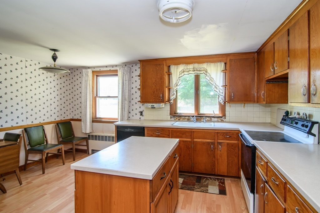 4 Hickory Road Natick, MA 01760 - Photo 2 of 24
